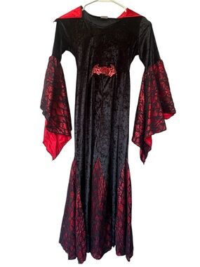 Spirit Halloween- Gothic Vampira (Vampire) Costume Size Medium 8-10 Black/Red